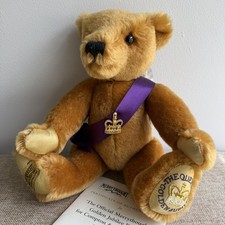 Merrythought 2002 queen - 2002, queen’s