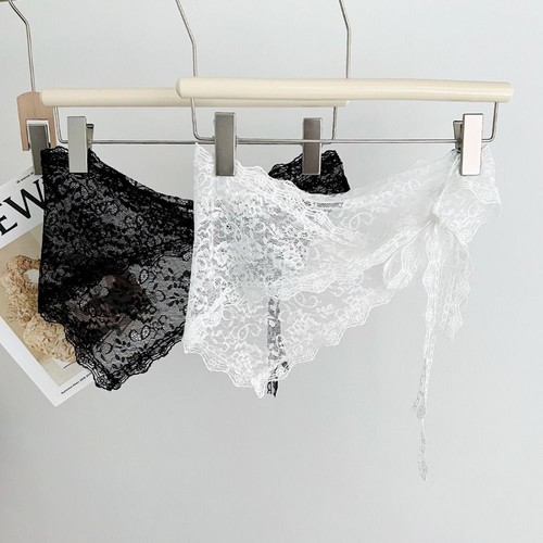 Lace triangle - triangle, scarf