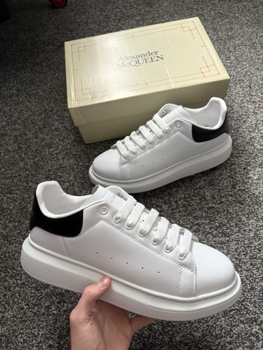 Men white and black - men’s,