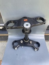 Aprilia Futura RST 1000 Top And Bottom Fork Yoke With Bearings