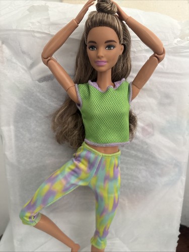 Barbie brunette articulated