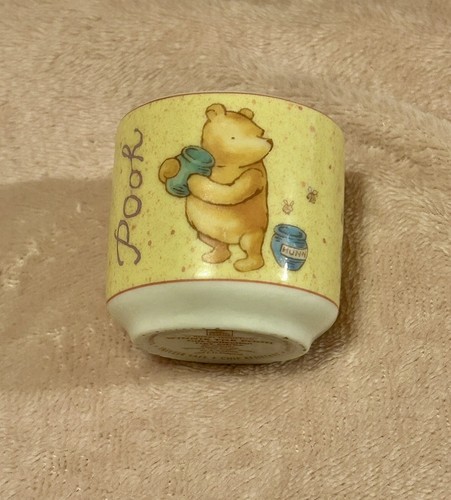 Royal doulton winnie the pooh - winnie,