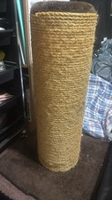 Large Cat scratching post