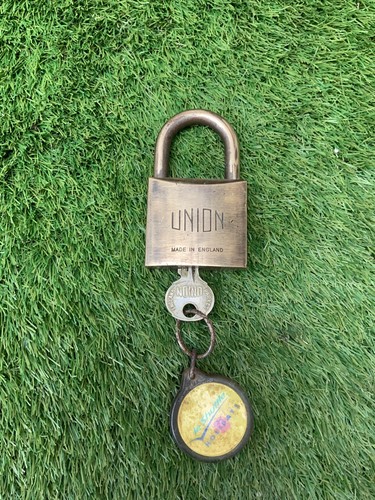 Vintage brass union padlock - brass,