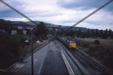 RAILWAY LOCOMOTIVE 35MM SLIDE – CLASS 37 260 AT DINGWALL STATION 1984