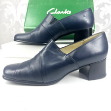 Vintage Clarks Ladies Blue leather Shoes Size UK 7.5 in original box