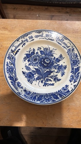 Delft plate from the - 9”,