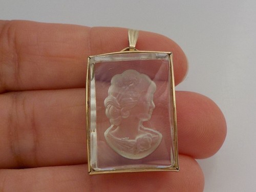 Beautiful vintage 1950 clear - beautiful,