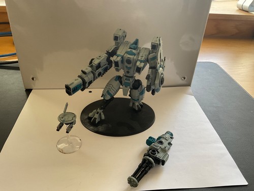 Warhammer 40k tau riptide - warhammer,