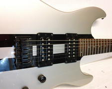 Squier / Fender Showmaster Rally rare 24 fret limited edition mint perfect gift