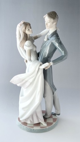 Lladro wedding dance love - lladro,
