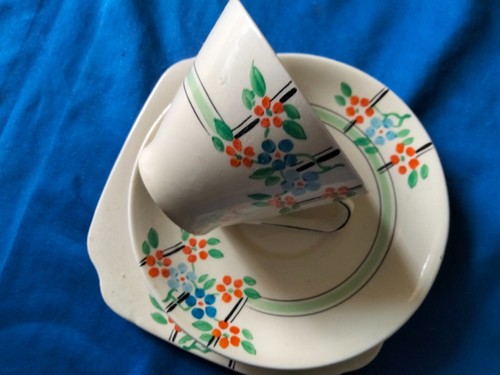 Vintage royal falcon ware - royal, cup