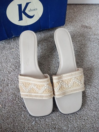 Footglove beige sandles - m&s,