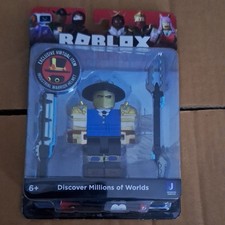 BRAND NEW ROBLOX CORE FIGURE -