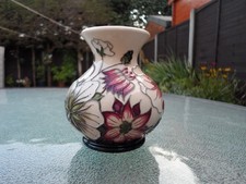 MOORCROFT   POTTERY.  BRAMBLE