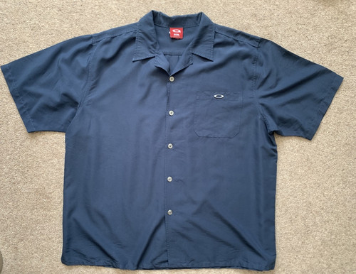 Vintage oakley short sleeve - short,