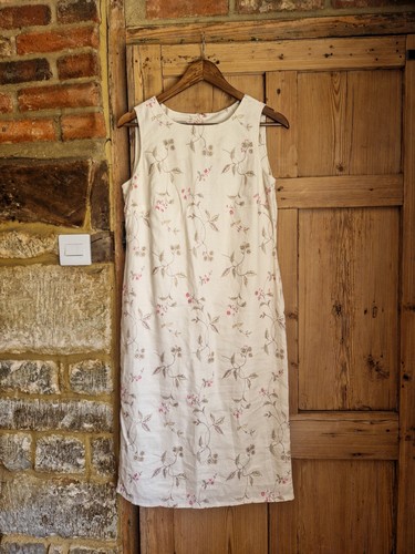 Beautiful laura ashley - laura,