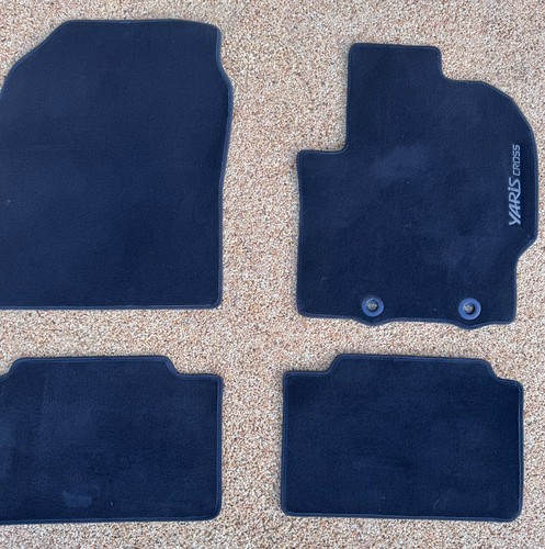 Genuine toyota yaris - yaris, cross