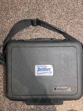 Selmer USA CL300 clarinet and