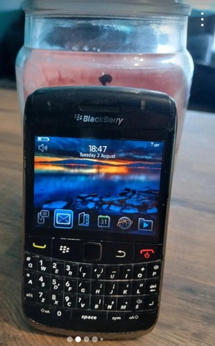 Blackberry bold 9700 - -,