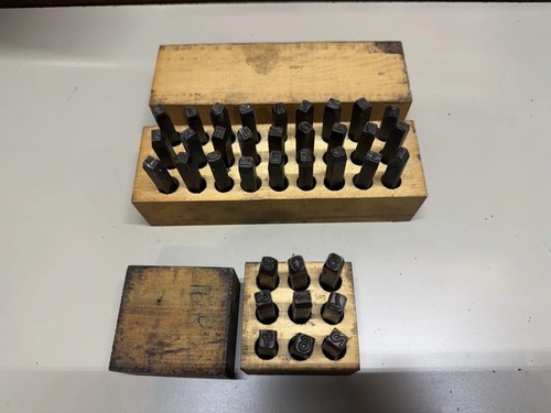 Vintage letter stamp - pc,