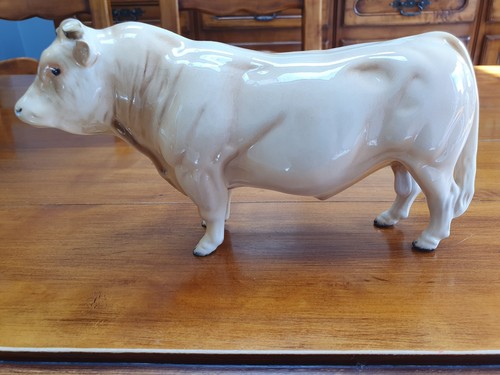 Beswick charolais bull 2463a - beswick, bull,