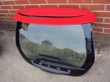 Volvo C30 R Design Sport 2006 2007 2008 2009 Glass Tailgate & Spoiler in Red 612