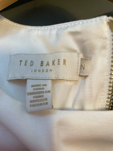 Ted baker white black floral - black,