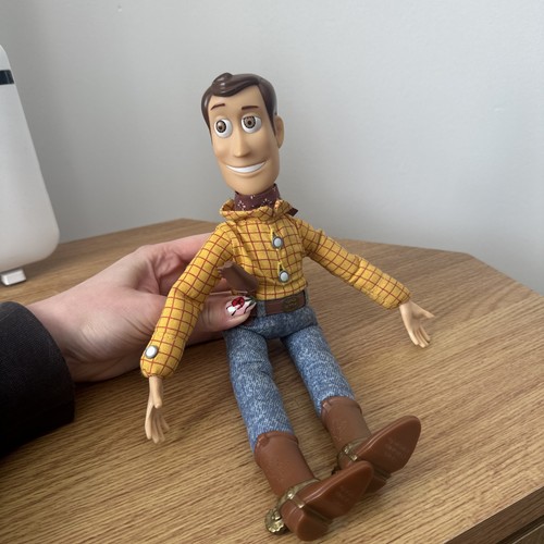 Toy story woody thinkway toys - thinkway,