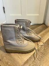 Adidas Yeezy Desert Moonrock