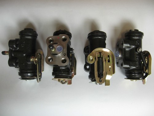 Rear brake cylinder - right, for