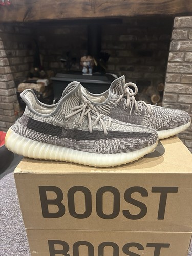 Size adidas yeezy - 10,