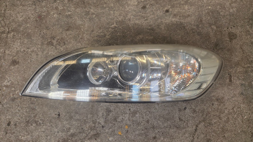 Volvo c70 face lift left - c70,