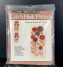 Vintage 1978 Caron Latch Hook