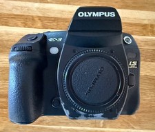 Olympus E-3 10.1MP Digital SLR Camera Body With Accessories Low Shutter Count