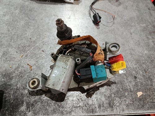 Peugeot 306 rear wiper - , motor