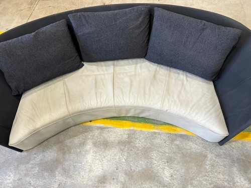 Juliet curved sofa gijs - juliet,
