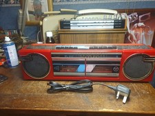 Vintage Realistic SCR-78 Red