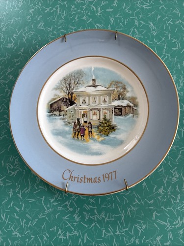 Collectible plate - plate,