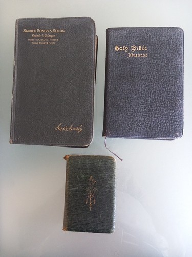 Vintage antique leather - 3,