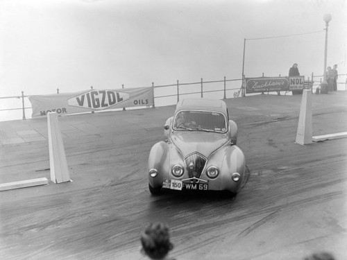 Healey elliott saloon - healey,