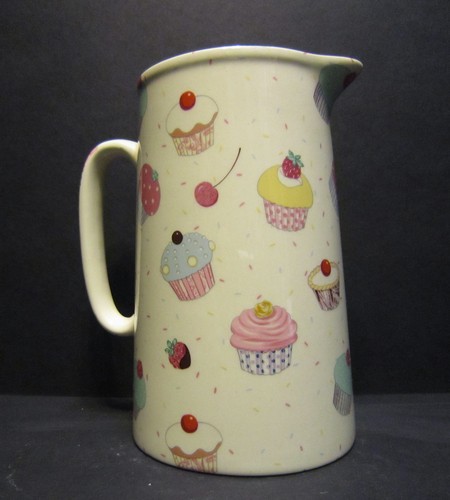 Heron cross pottery cup - heron, cakes