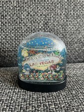 M&m’s World Welcome To Fabulous Las Vegas Nevada Snow Globe Used Condition