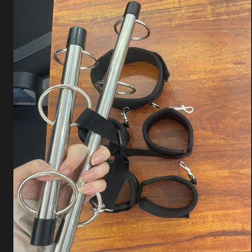 Woman bondage slave spreader - bondage,