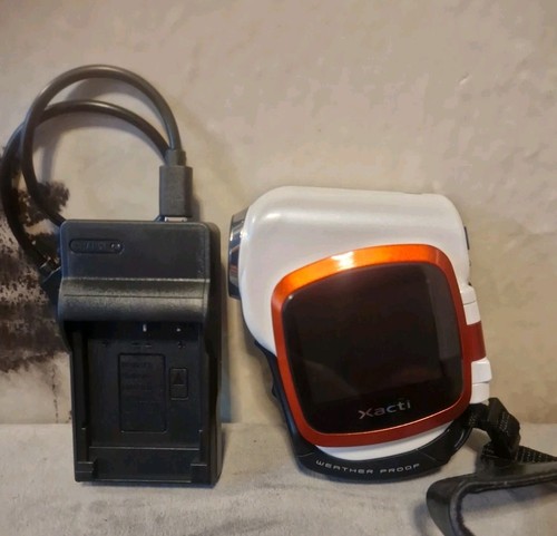 Sanyo digital handheld - sanyo,