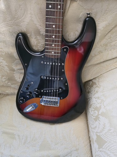 Westfield strat sss electric - westfield,