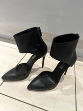 Sexy BCBG Maxazria Navy with Black High Heel Stiletto Shoes and a wider strap