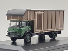 Oxford Diecast Bedford TK Horsebox  76TK006 Green / Brown Mint & Boxed 1/76 MIMB
