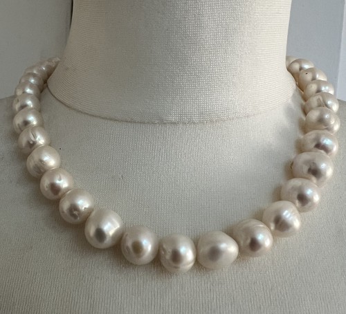 Genuine pearl necklace - genuine,