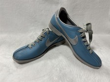 VINTAGE NIKE BOWLING SHOES
